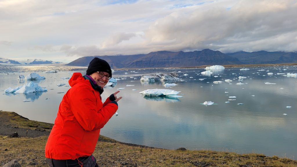 Susan points at icebergs