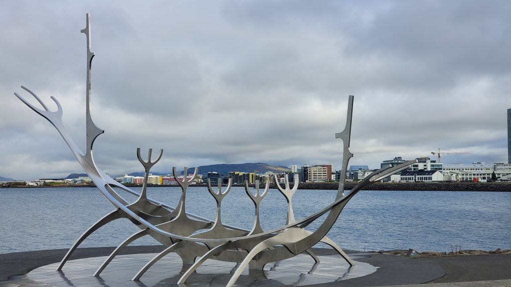 sun voyager metal sculpture